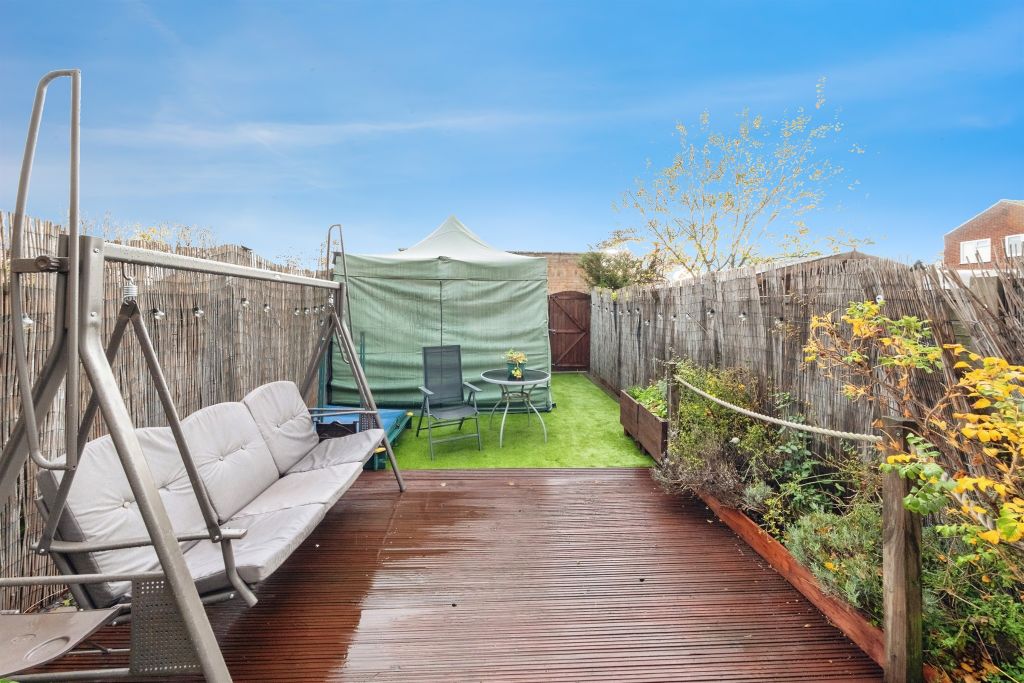 Property photo 2 of 15