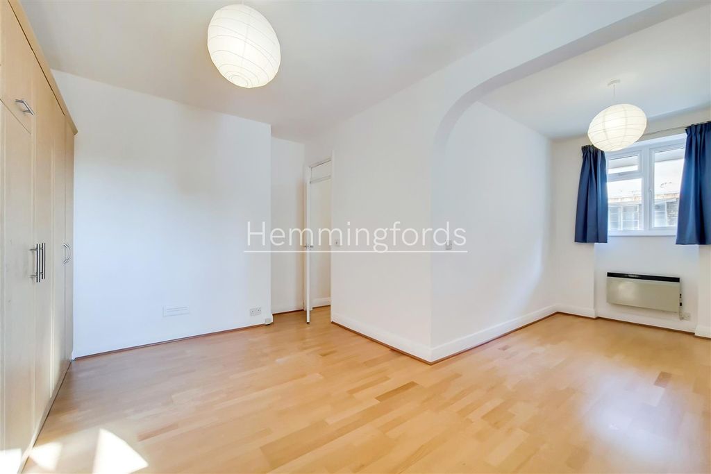 Property photo 1 of 9 3_Studio-3.Jpg