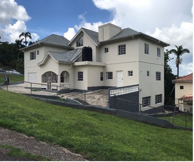 Property photo 2 of 13