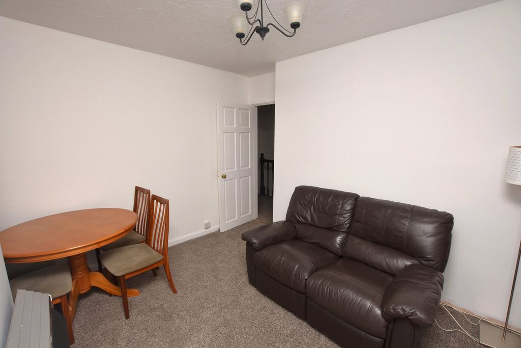 Property photo 3 of 8 Picture No. 02