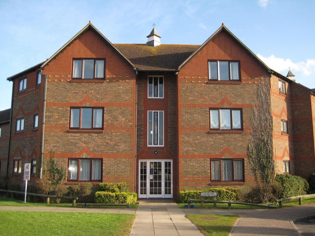 Property photo 1 of 6 Flat To Let Chichester (Main)