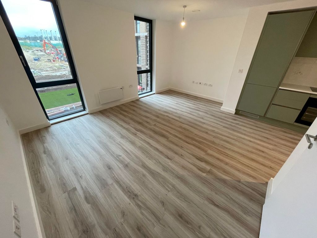 Property photo 3 of 8 Image