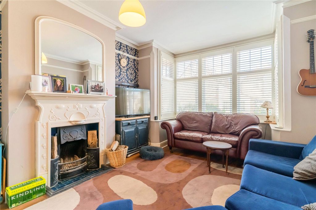 Property photo 1 of 18 Picture No. 06