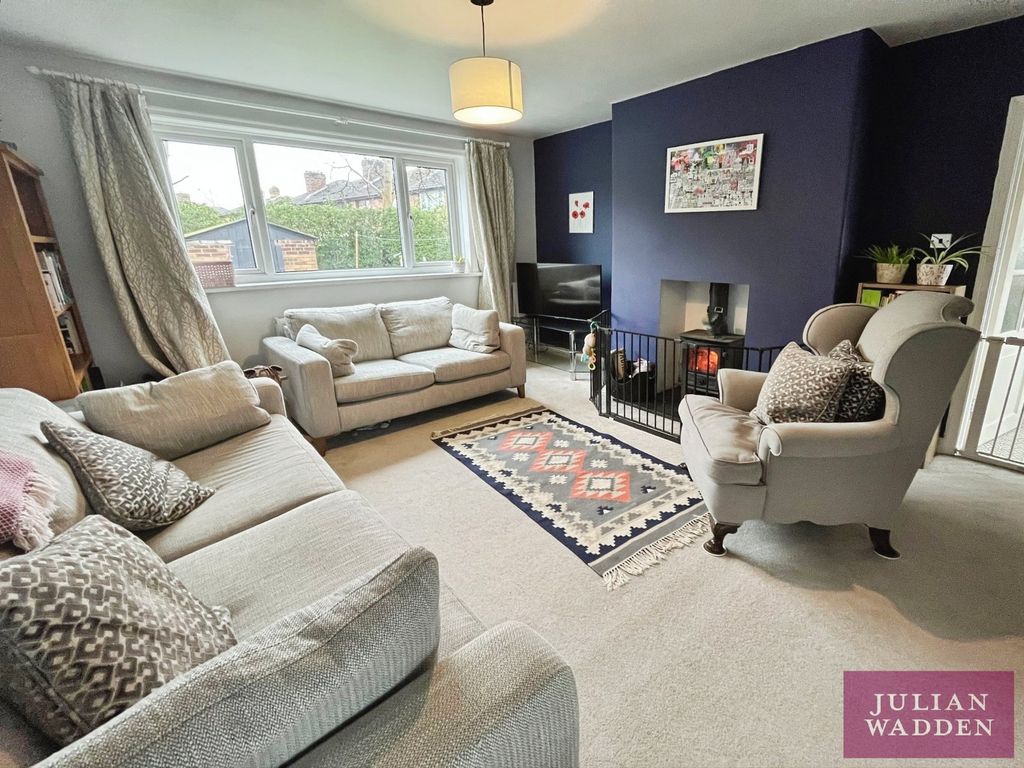 Property photo 2 of 12 Picture 2