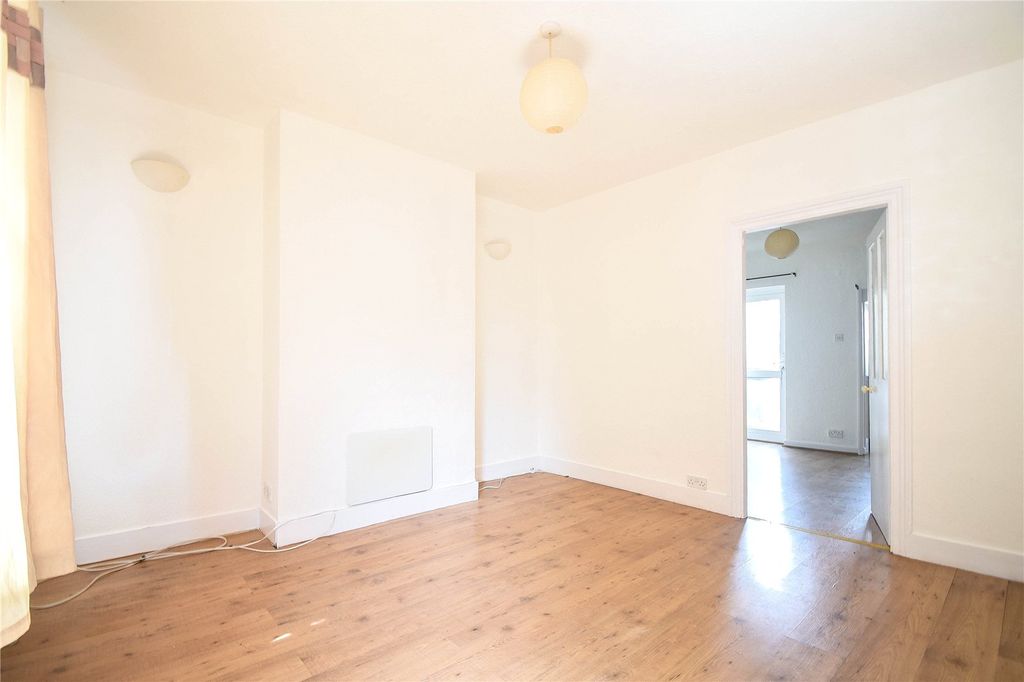 Property photo 2 of 10 Picture No. 02