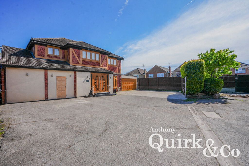 Property photo 1 of 33