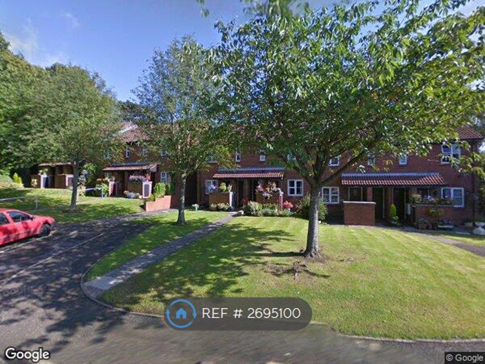 Property photo 1 of 1