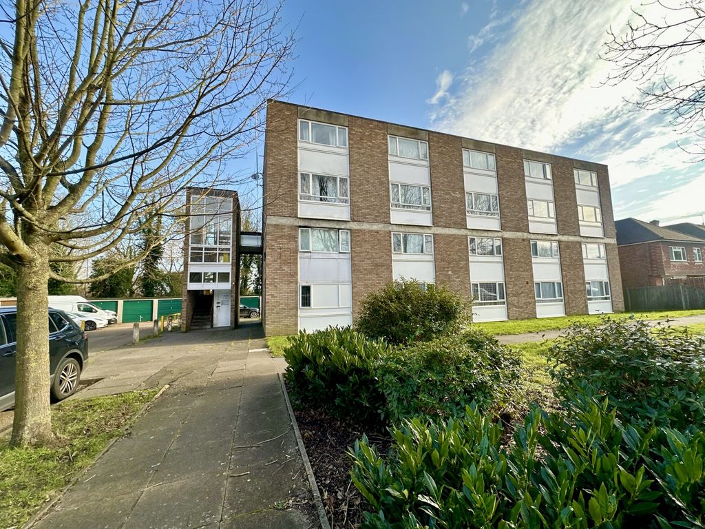 Property photo 2 of 14