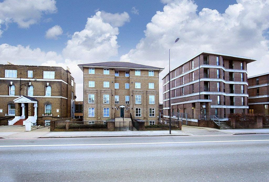 Property photo 2 of 10