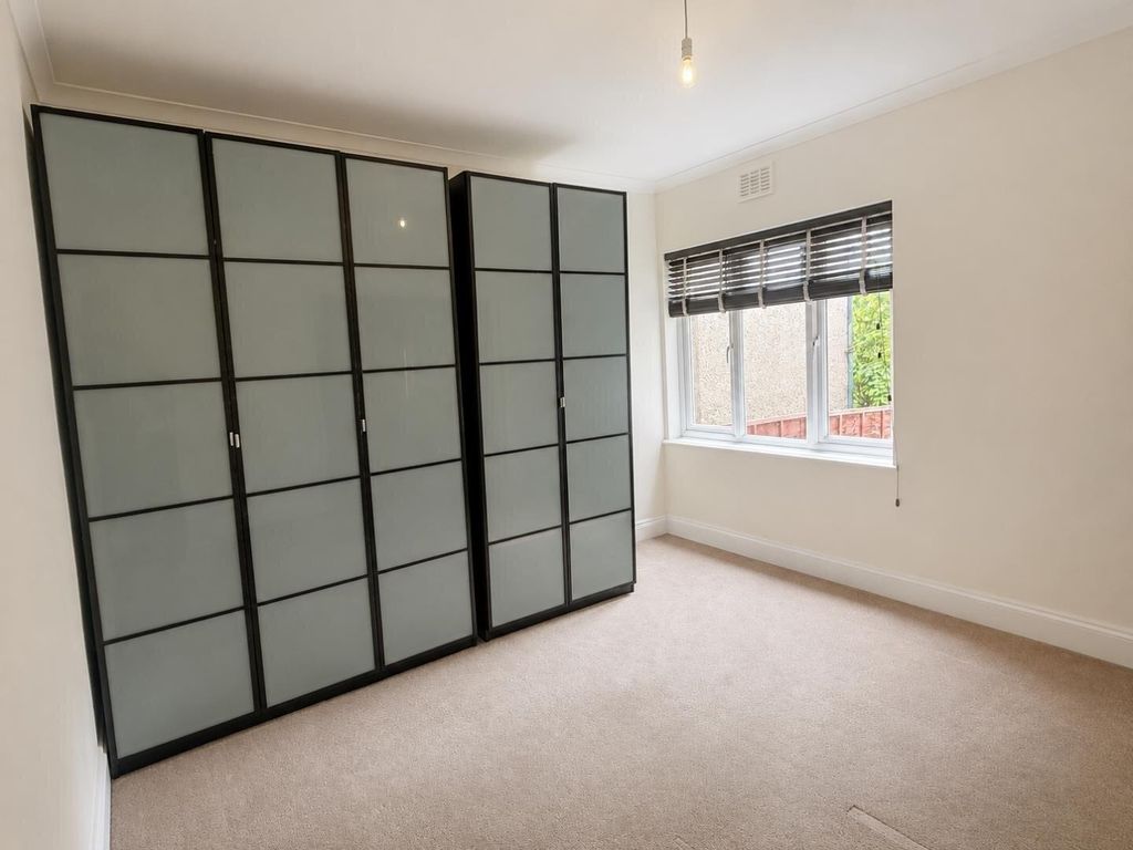 Property photo 3 of 6 3