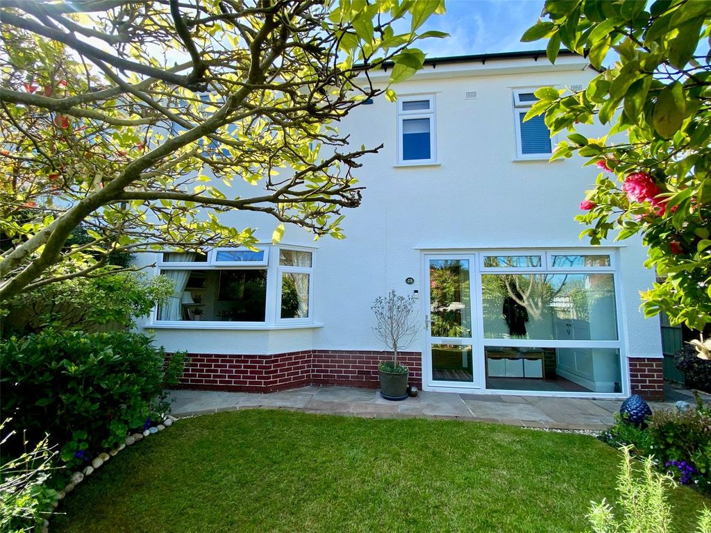 Property photo 1 of 27 Picture No. 50