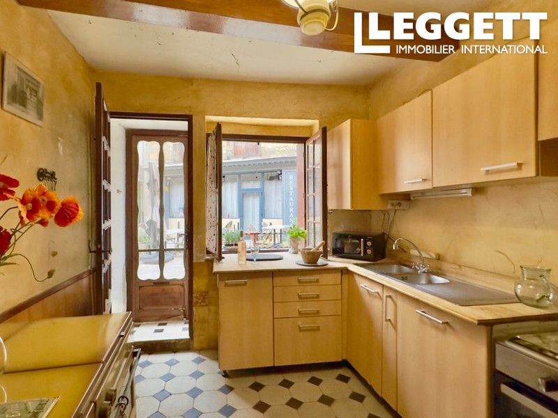 Property photo 3 of 10