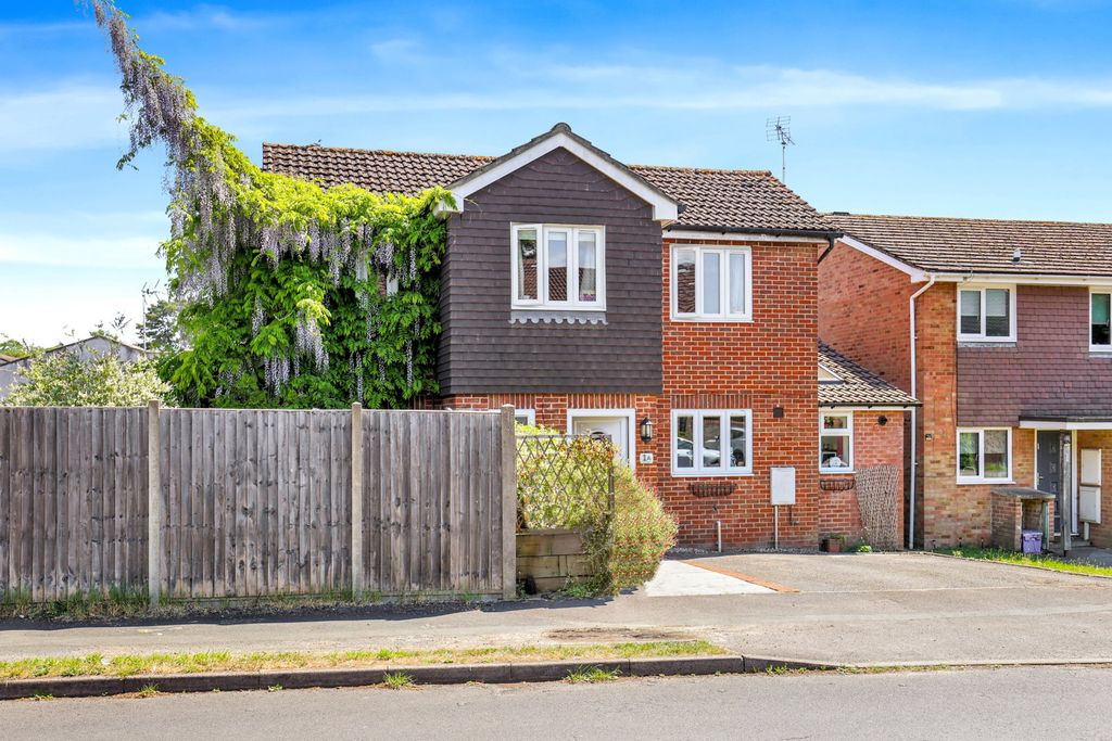 Additional image 40 of 3 bed detached house for saleAlma Road, Bordon GU35