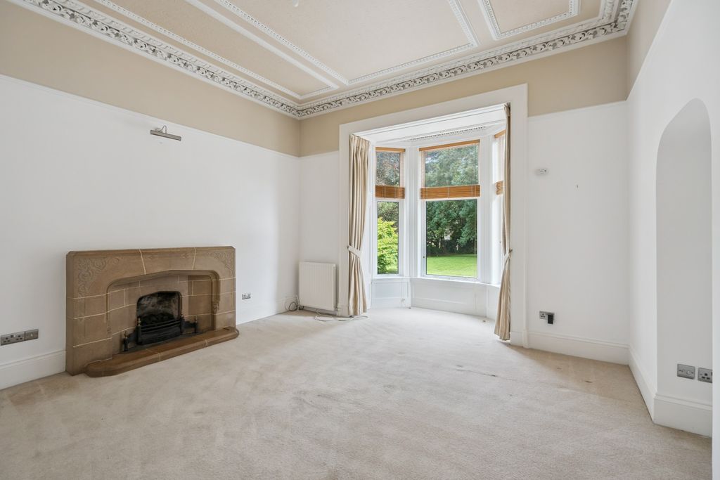 Property photo 2 of 38