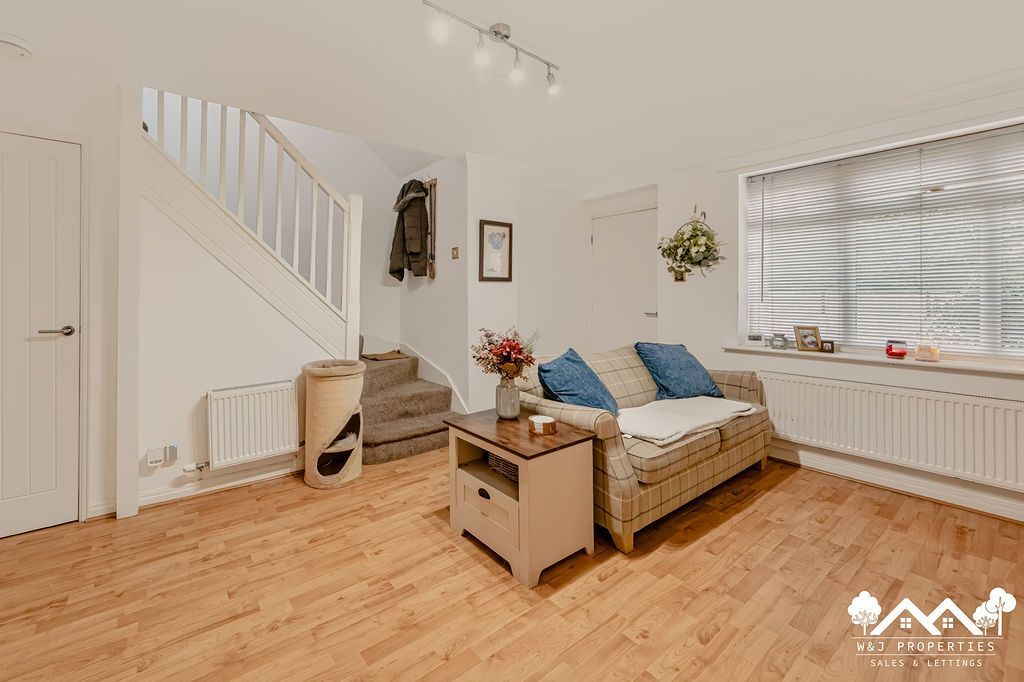 Property photo 3 of 25