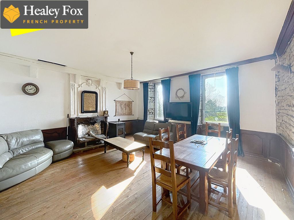 Property photo 2 of 17