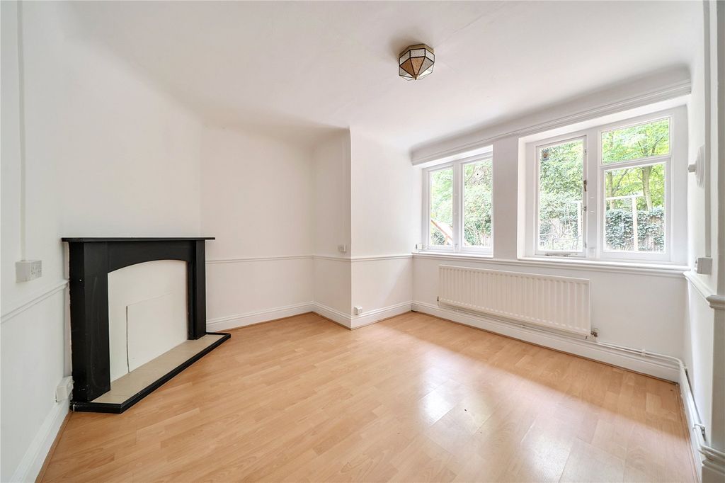 Property photo 3 of 21 Picture No. 13