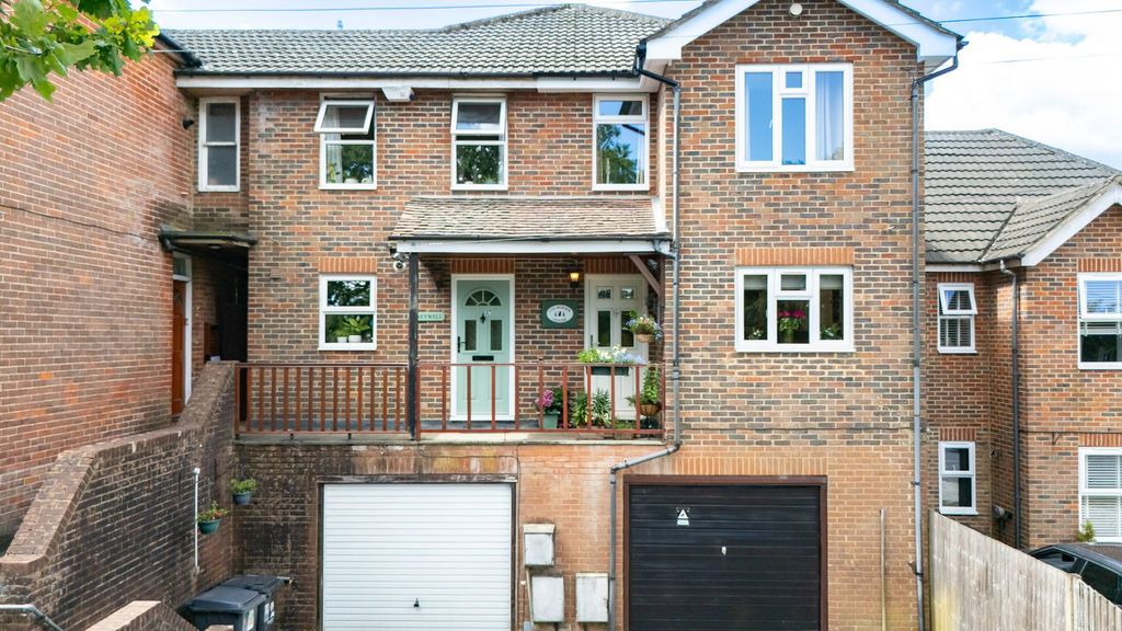 Property photo 1 of 14