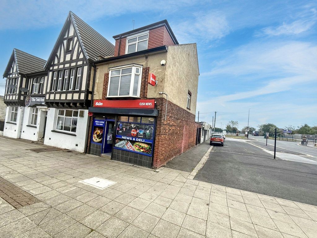 Property photo 2 of 12