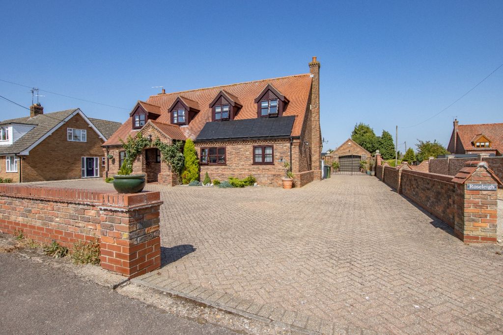 Property photo 1 of 37 5279013