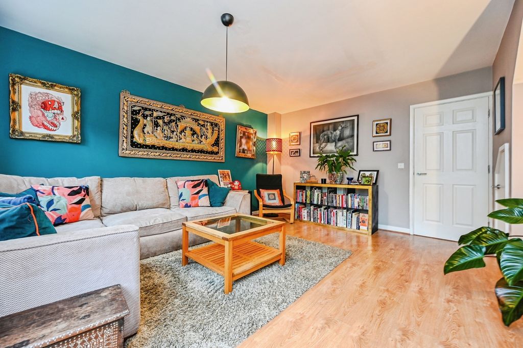 Property photo 3 of 15 Photo