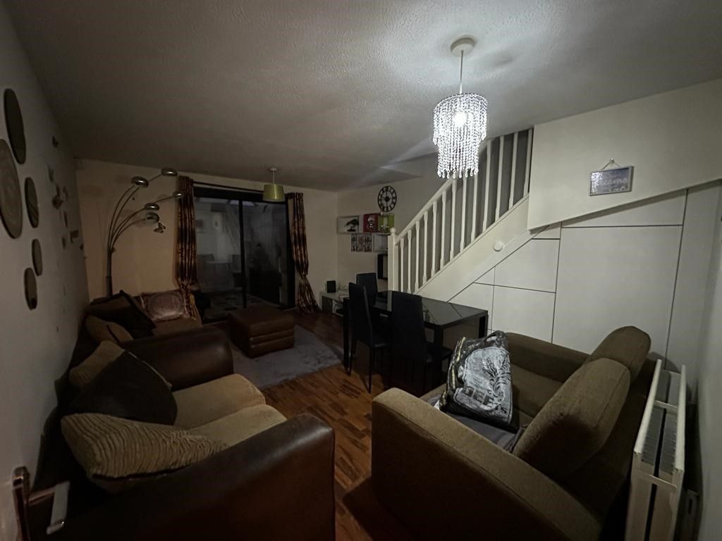 Property photo 2 of 5