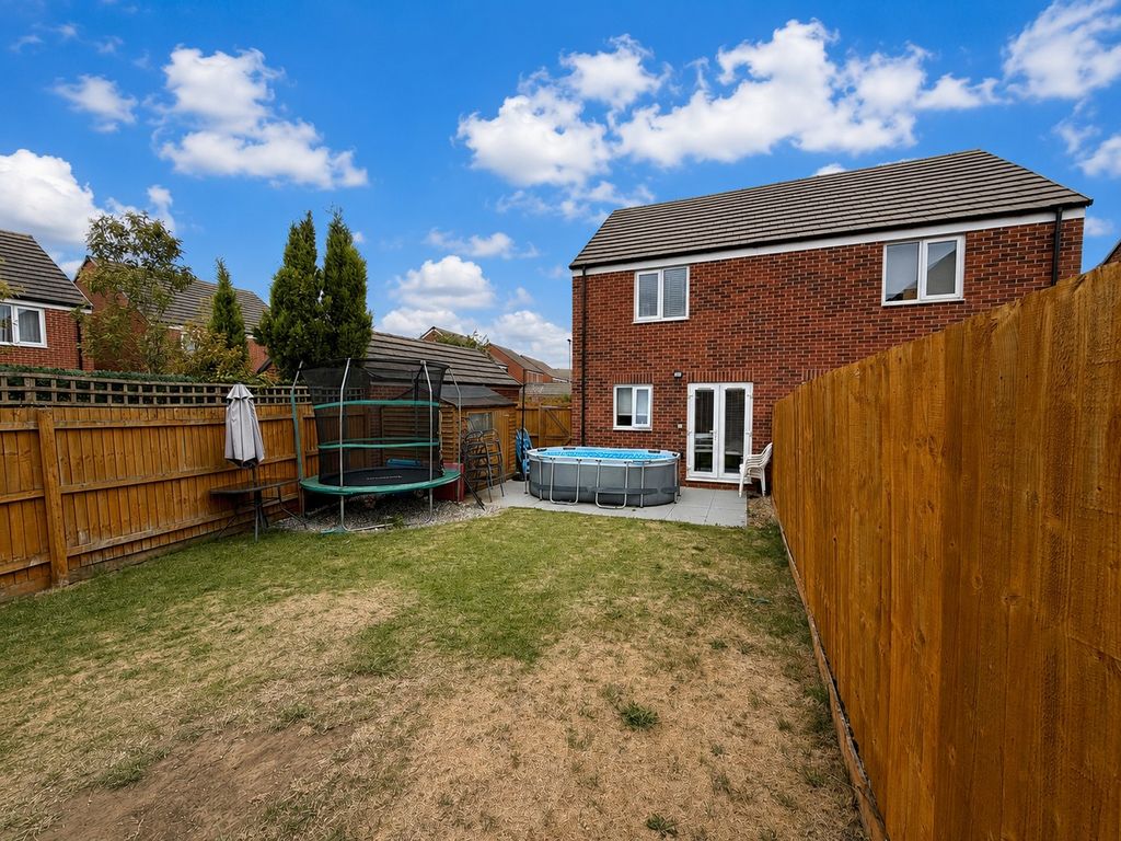 Property photo 3 of 3