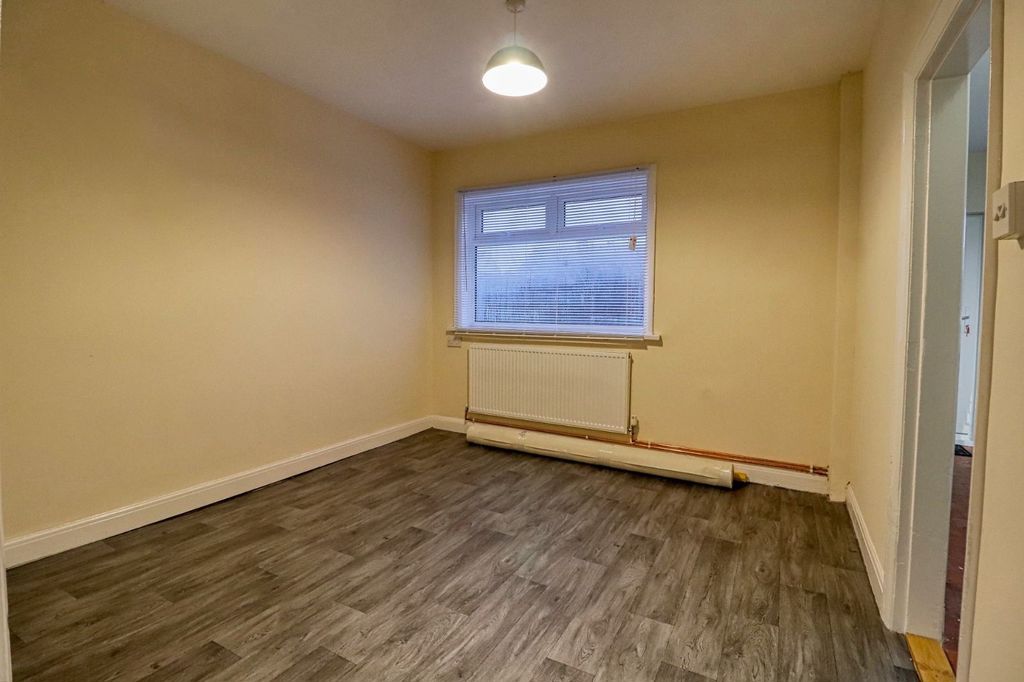 Property photo 3 of 10 Diner