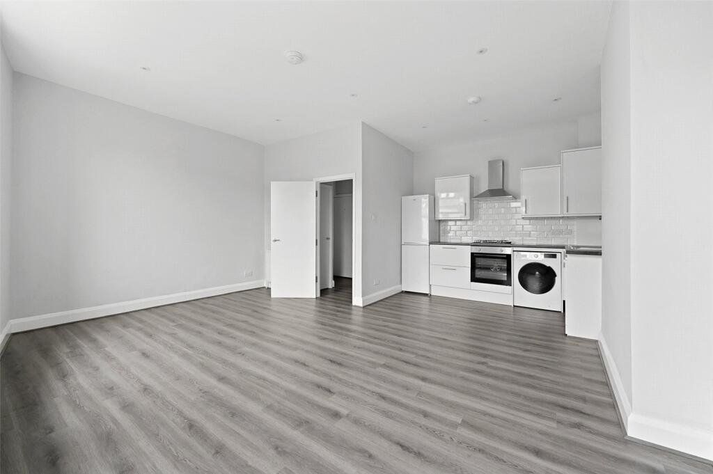 Property photo 2 of 4 Picture No. 07