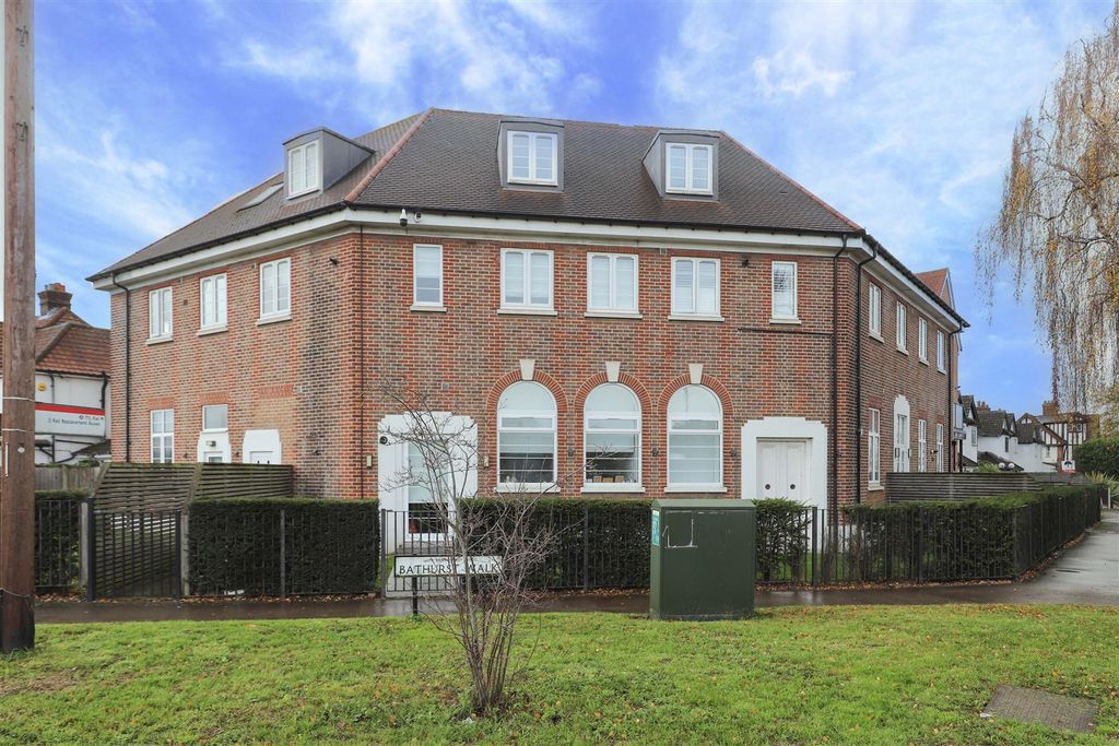 Property photo 1 of 14 Extermal