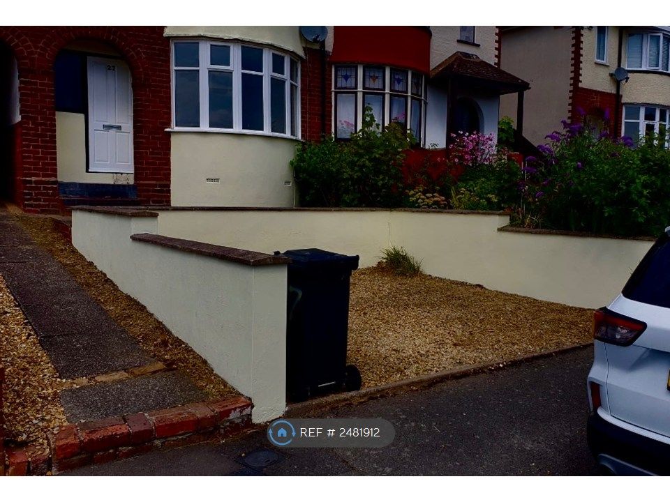Property photo 2 of 14