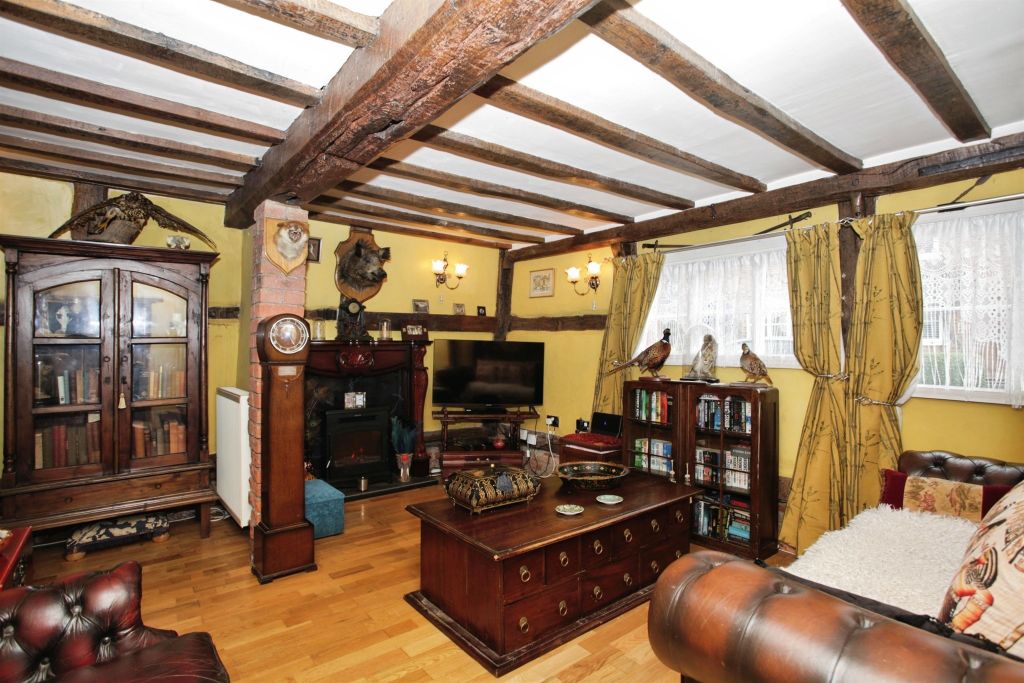 Property photo 2 of 17