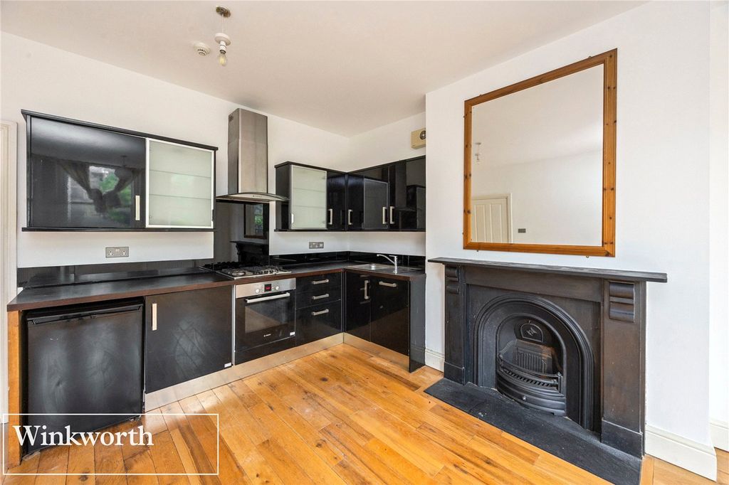 Property photo 3 of 8 Picture No. 04