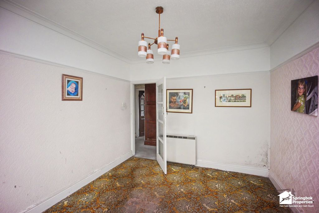 Property photo 3 of 14 Image 2