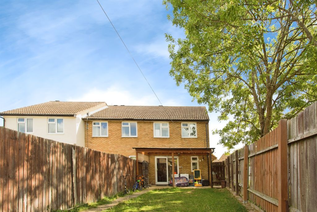 Property photo 2 of 13