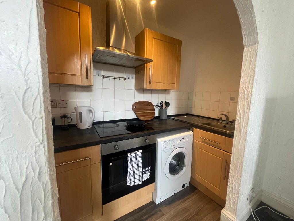 Property photo 2 of 9
