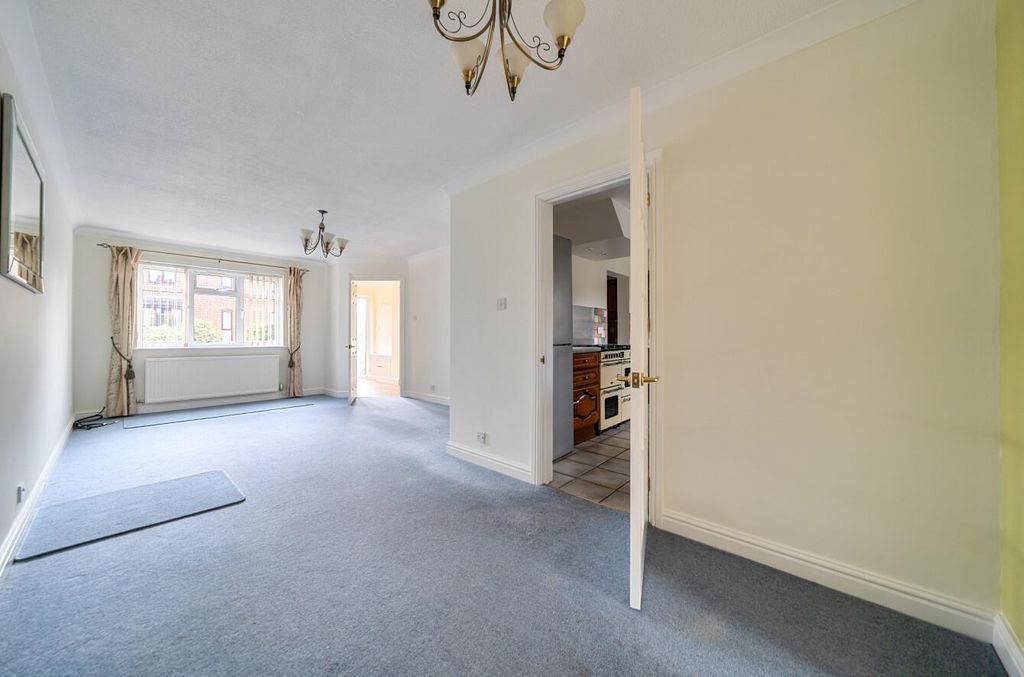 Property photo 2 of 16 1478696 (7).Jpg
