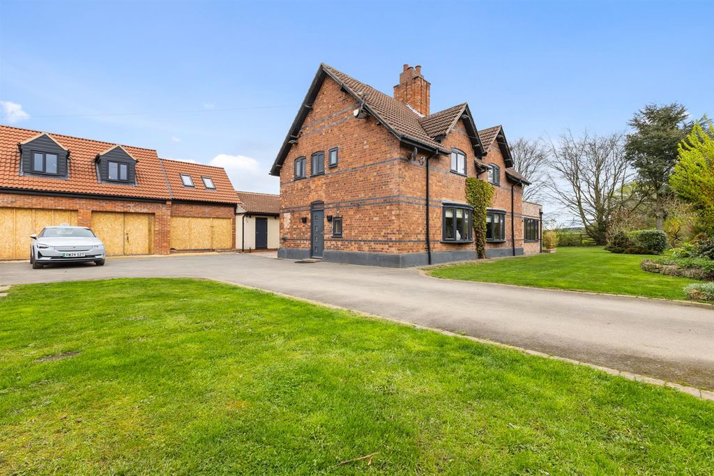 Property photo 1 of 56