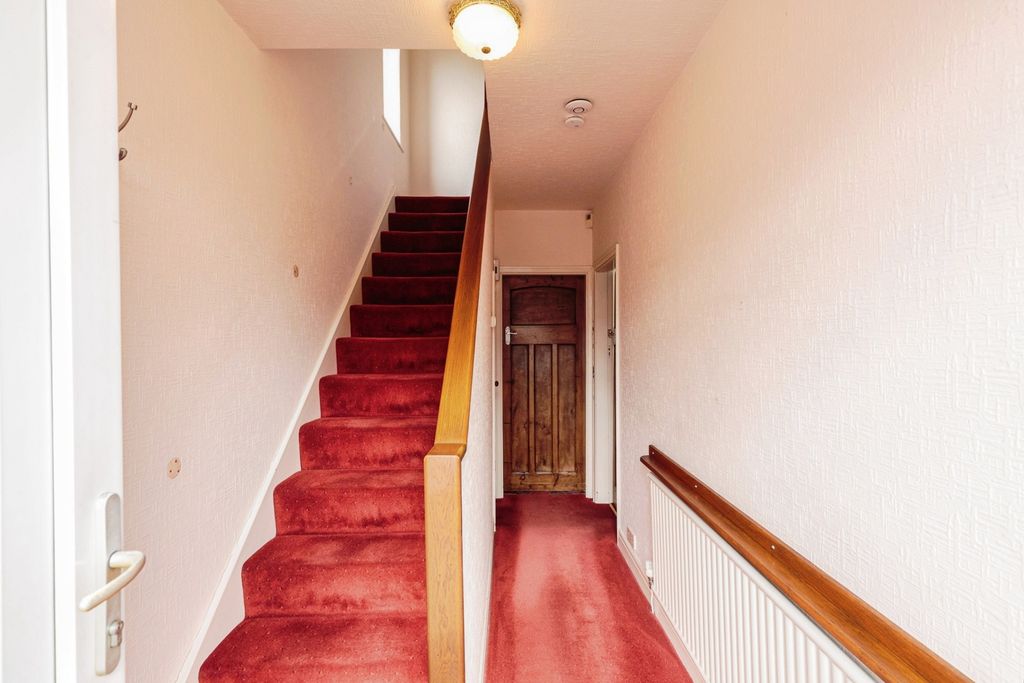 Property photo 2 of 20 Pbox-Img.Jpg