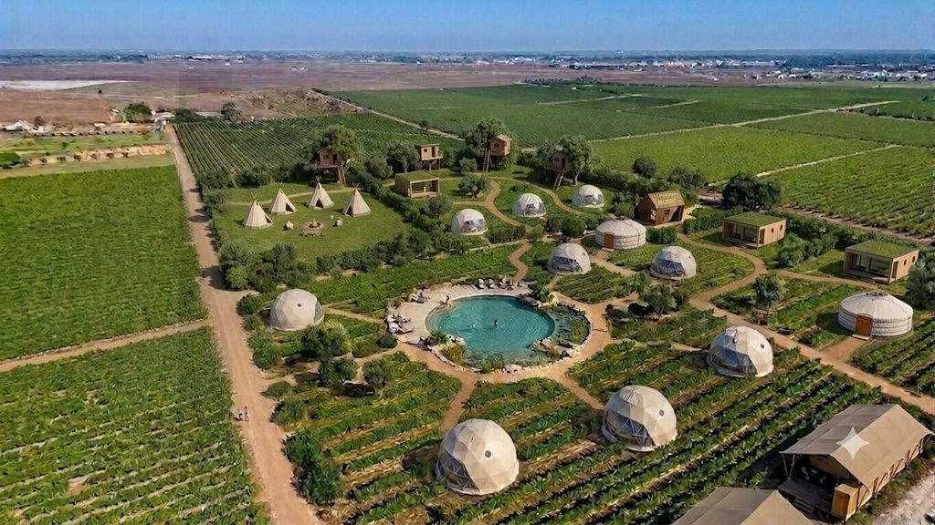 Property photo 1 of 12 Herdade Da Marateca: 59,000 m² Of Unlimited Potential Between Field And Coast