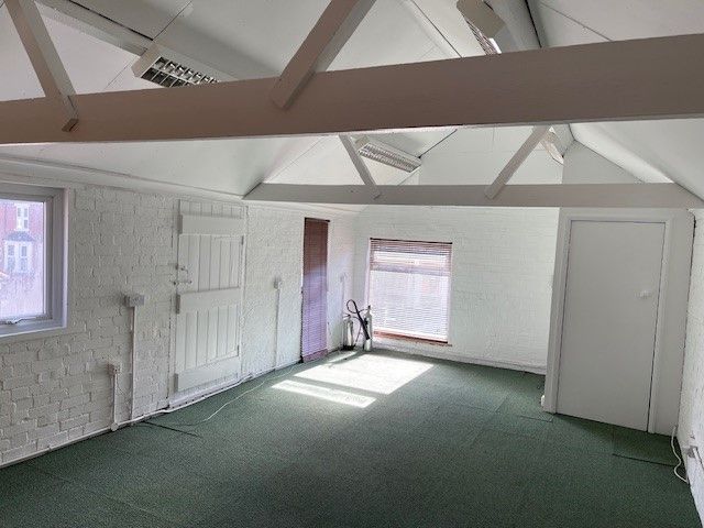 Property photo 3 of 8 Photo 2