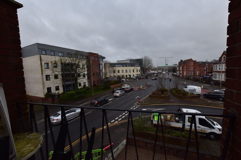 Property photo 2 of 11 Photo 3