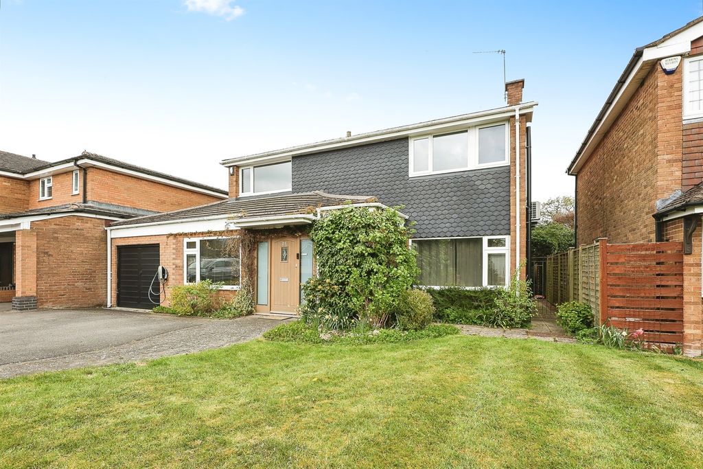 Property photo 2 of 17