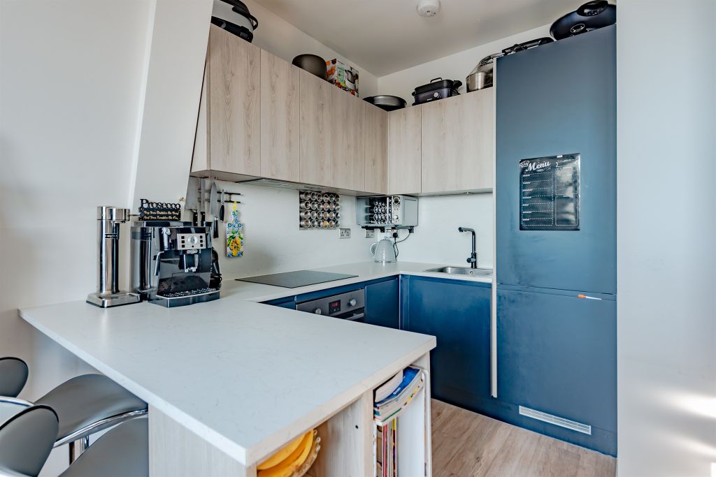 Property photo 3 of 13