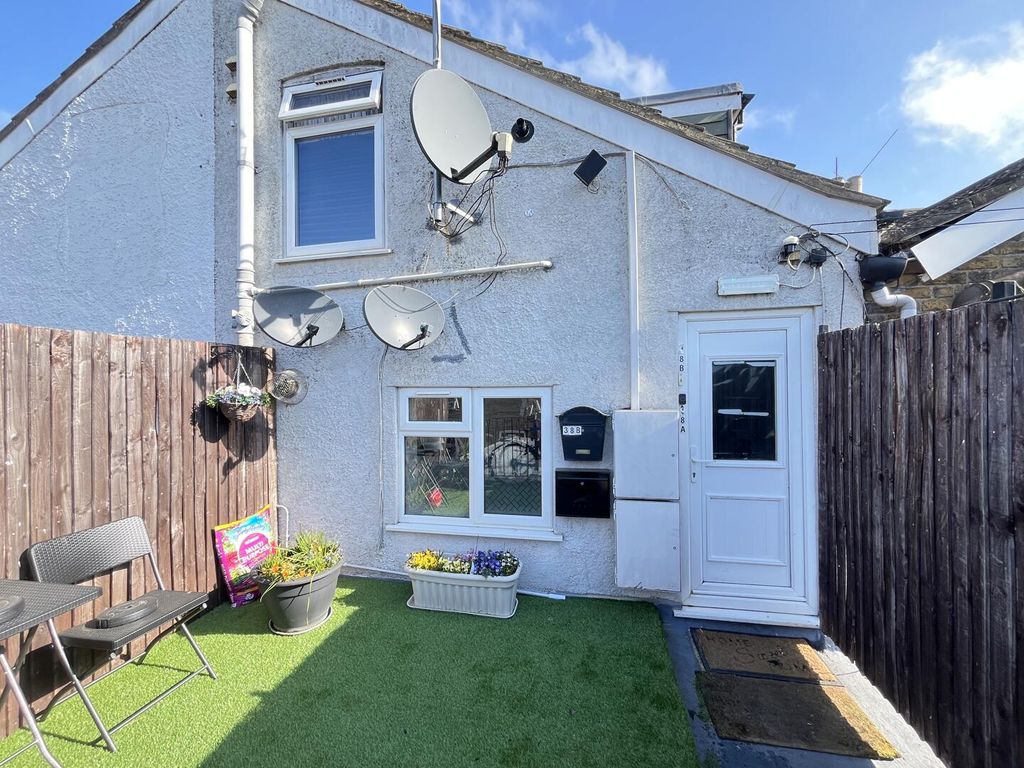 Property photo 1 of 14 Rear Garden