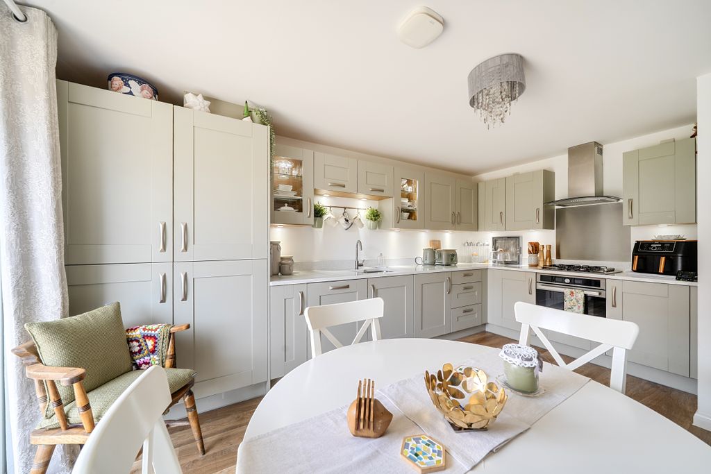 Property photo 3 of 16 151343812