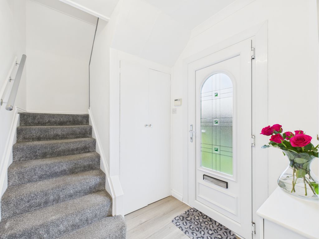 Property photo 3 of 43 Cam05526G0-Pr0064-Still021