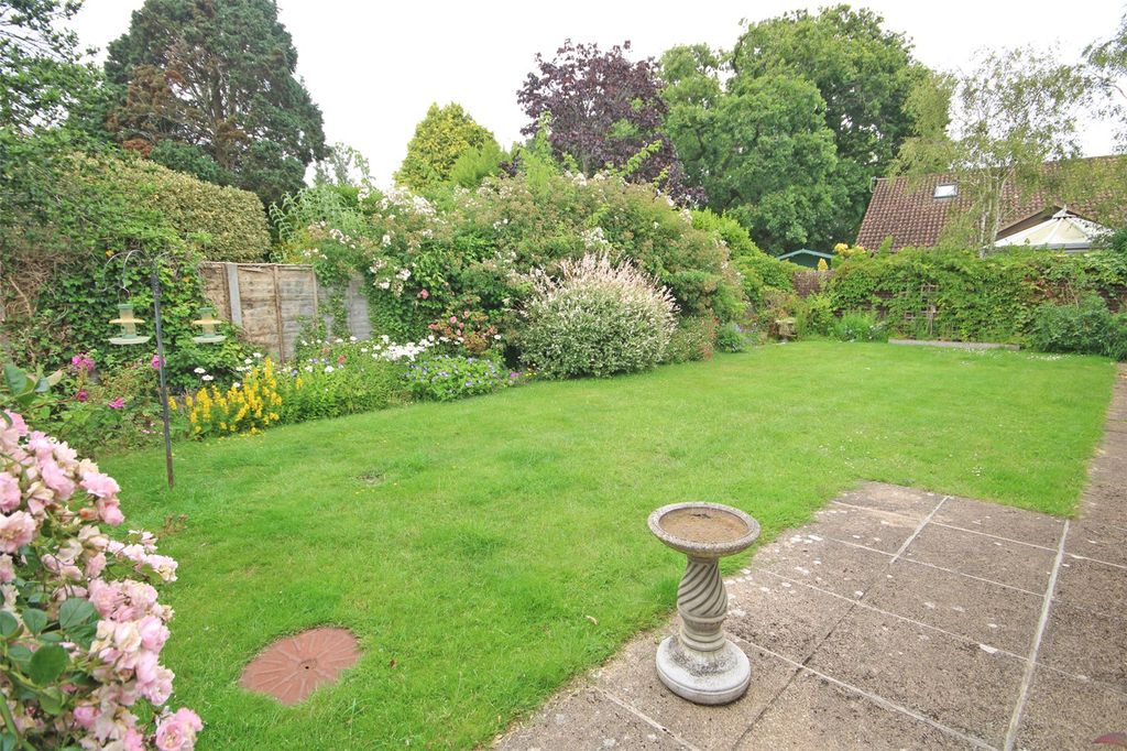 Property photo 2 of 14 Picture No. 13