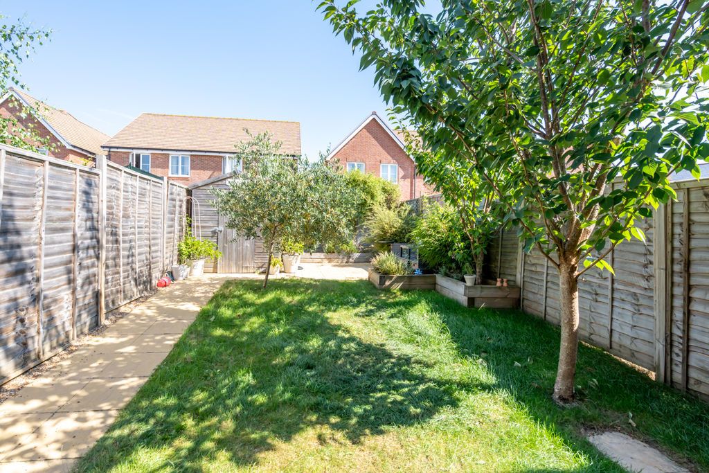 Property photo 2 of 15 Photo 13