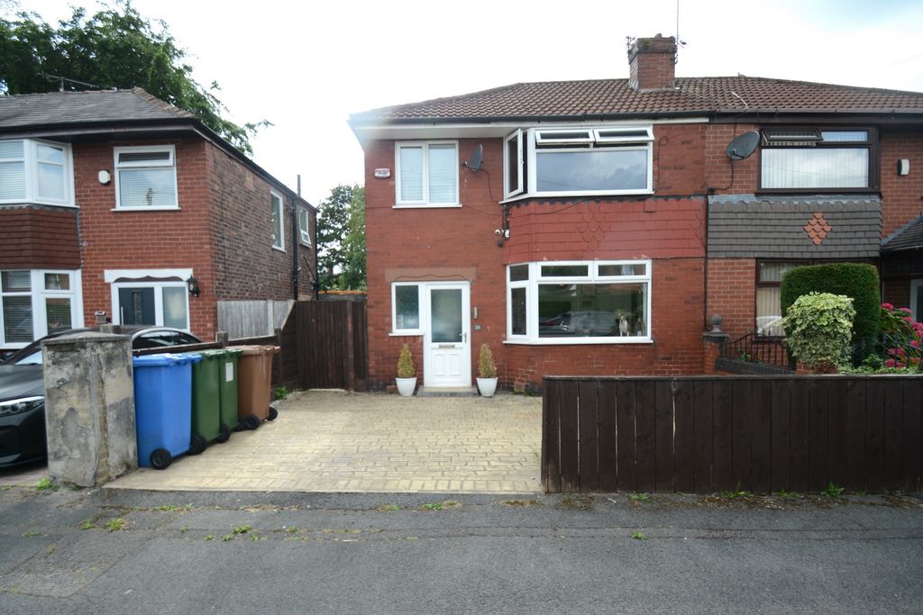 Property photo 1 of 9 Front